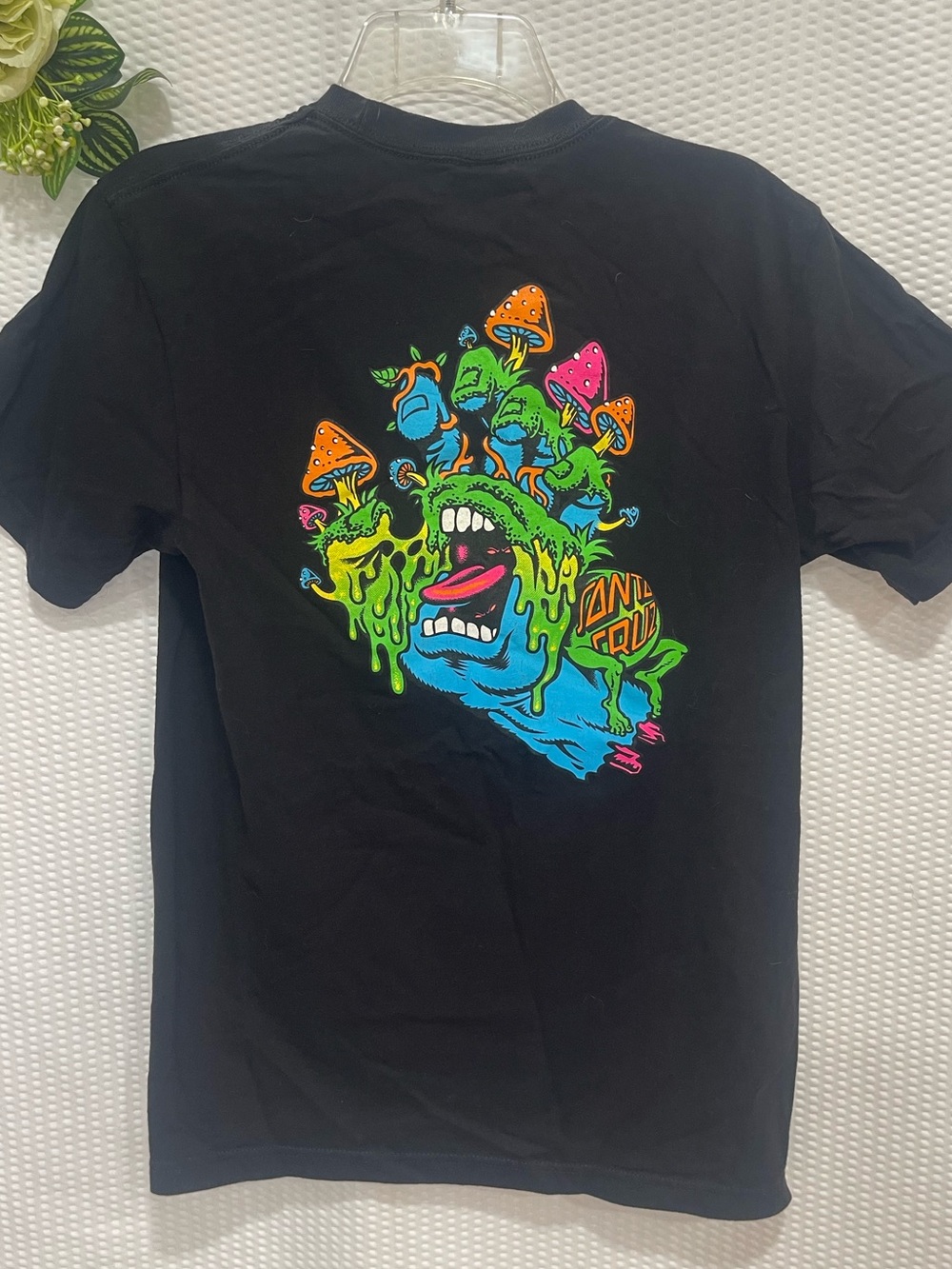 Santa Cruz UO Exclusive Toxic Hand T-Shirt Black Men’s Small

Santa Cruz x Urban